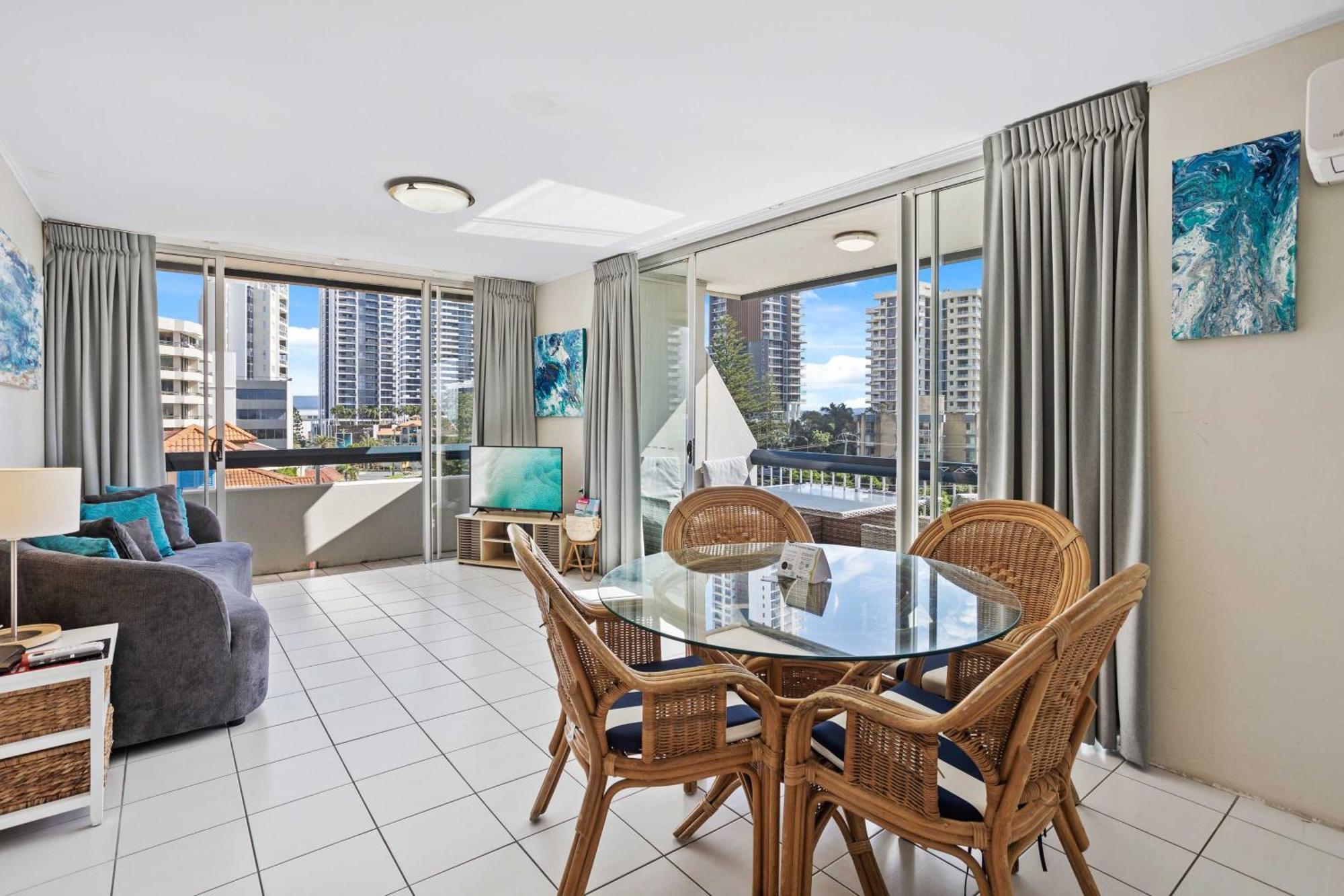 Hi Ho Beach Apartments On Broadbeach Gold Coast Esterno foto